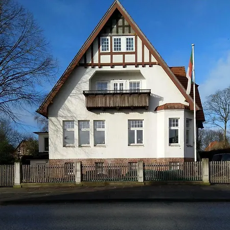 Kruckau Apartment